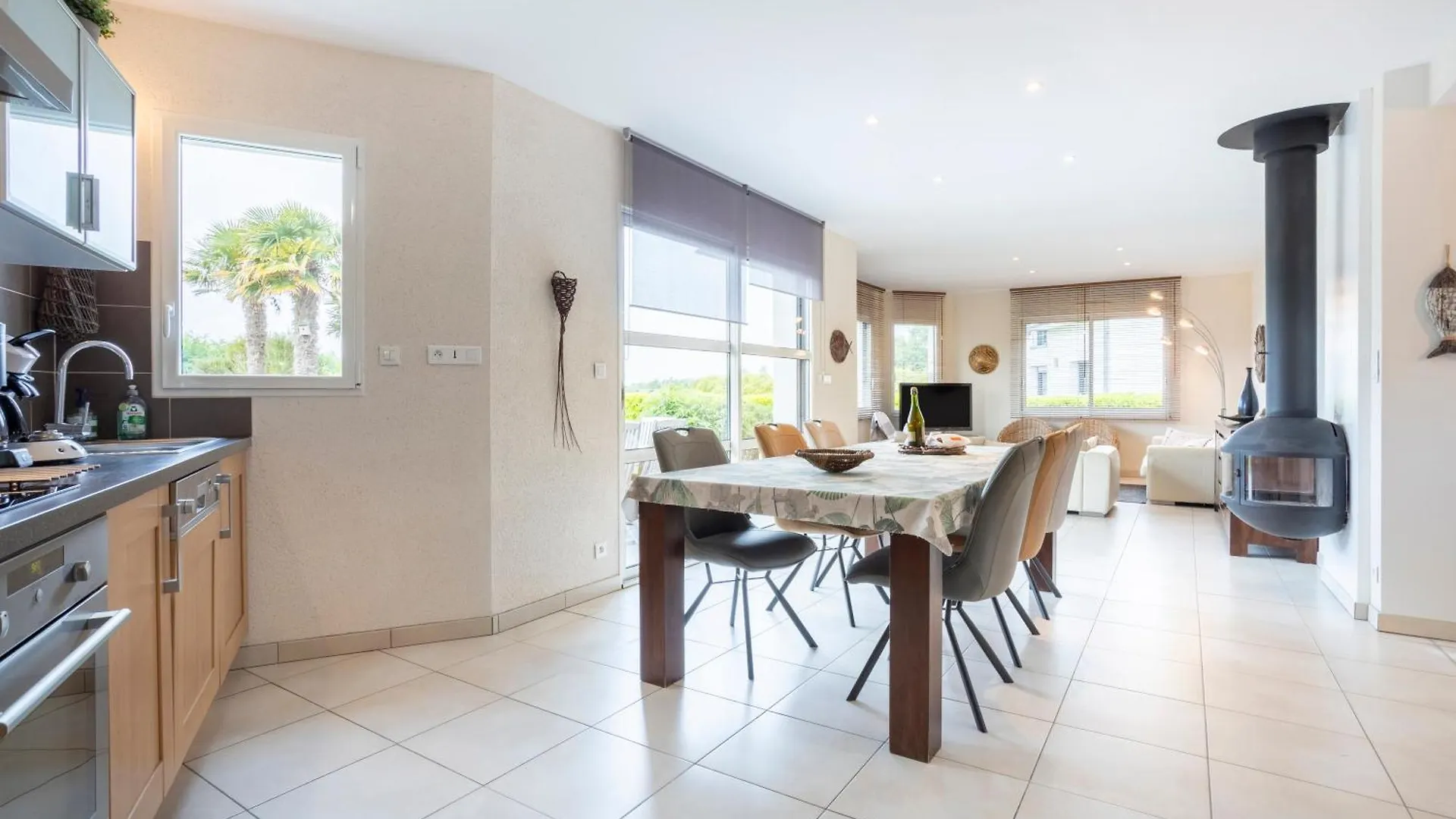 Villa Lumineuse 1Km De La Plage Loctudy 0*,  France
