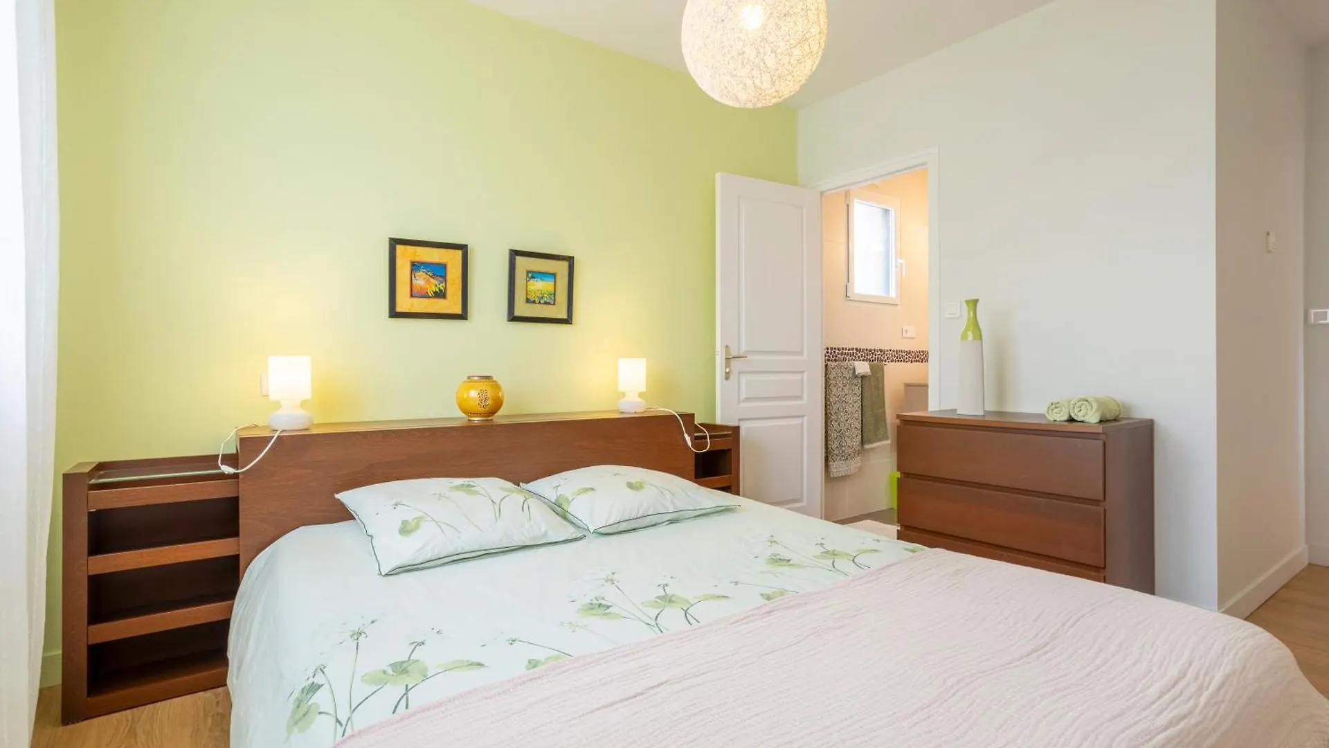 Holiday home Villa Lumineuse 1Km De La Plage Loctudy